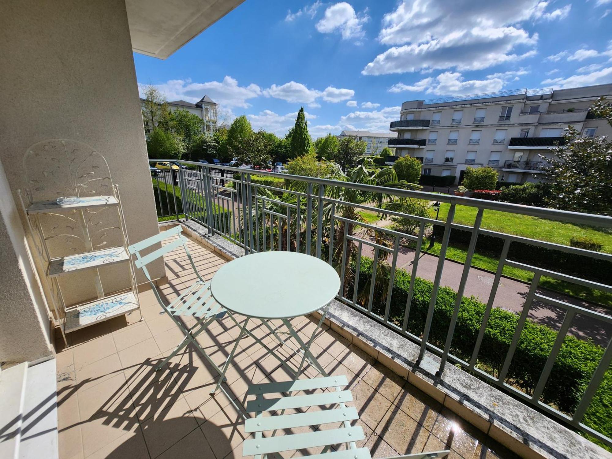 5' Disneyland Cozy Appartment Montévrain Zewnętrze zdjęcie